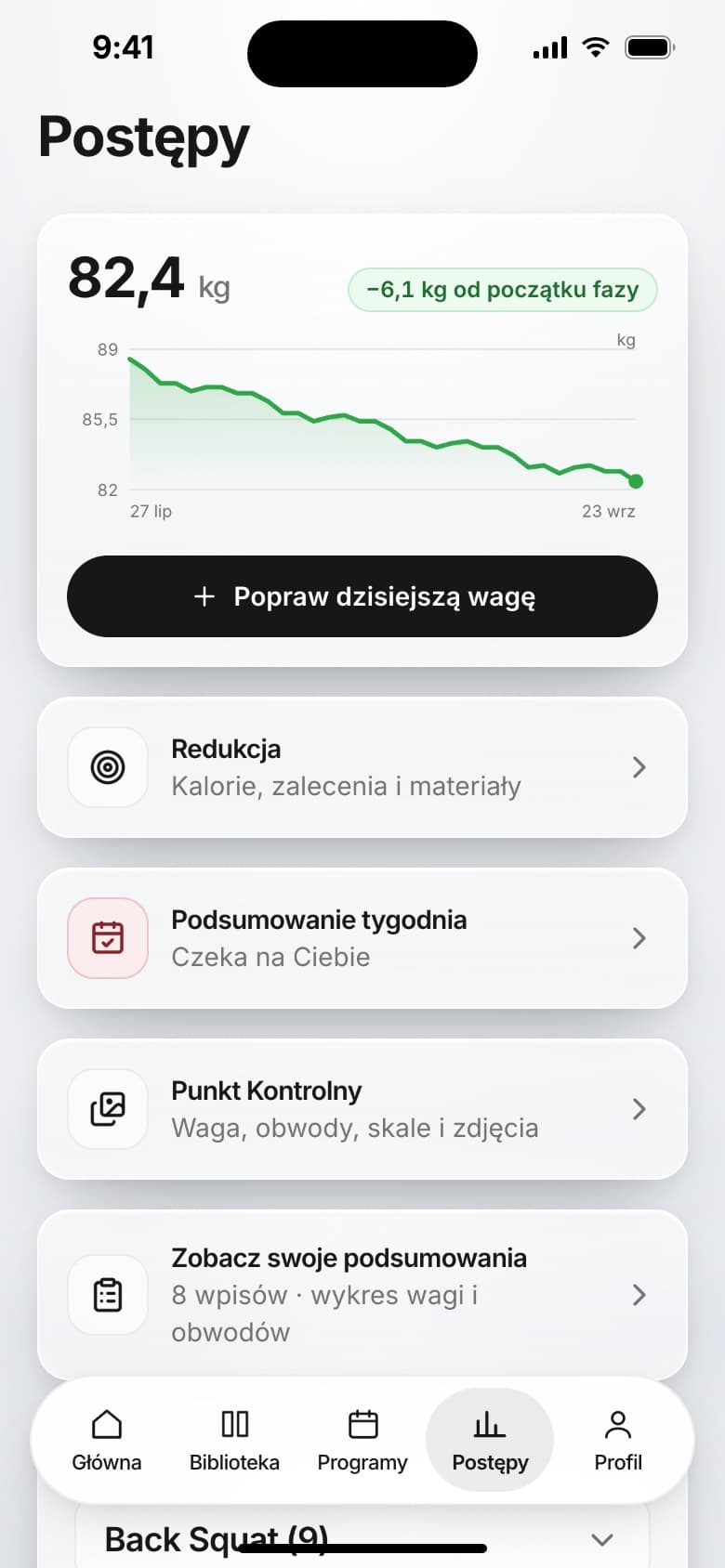 Postępy w aplikacji: wykres wagi, podsumowanie tygodnia i Punkt Kontrolny
